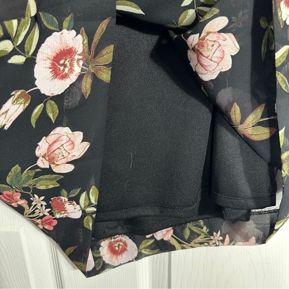 Tahari size 8 dress, sleeveless shift dress, floral, lined, spring, summer, date - Picture 4 of 11